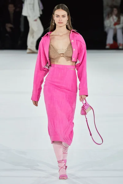 Look 46